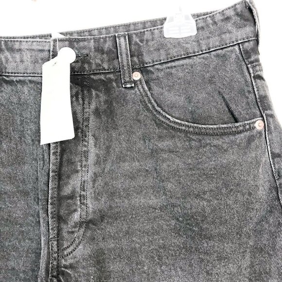 NWT H&M Black High Rise Denim Shorts 10 - Picture 3 of 11